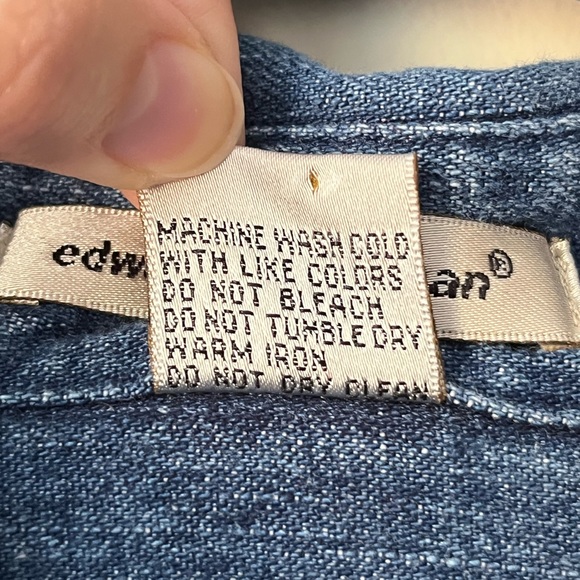 Edward woman denim long sleeve button down - Picture 8 of 8